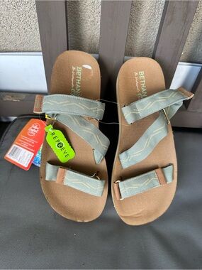 Cobian Women's Strappy Sandals in Olive Green with Tan Footbed